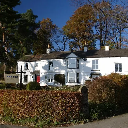 Summer Hill Country House